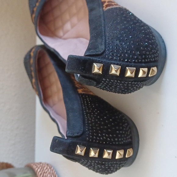 Vince Camuto Toker 2 Leopard Print Cap Toe Flats ** SZ 8.5 - Picture 6 of 9